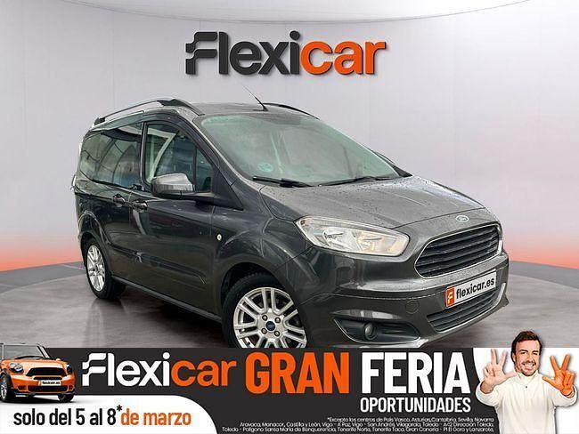Usado Ford Tourneo Courier Ambiente 100 CV (73 kW) 2018 Gris Monovolumen