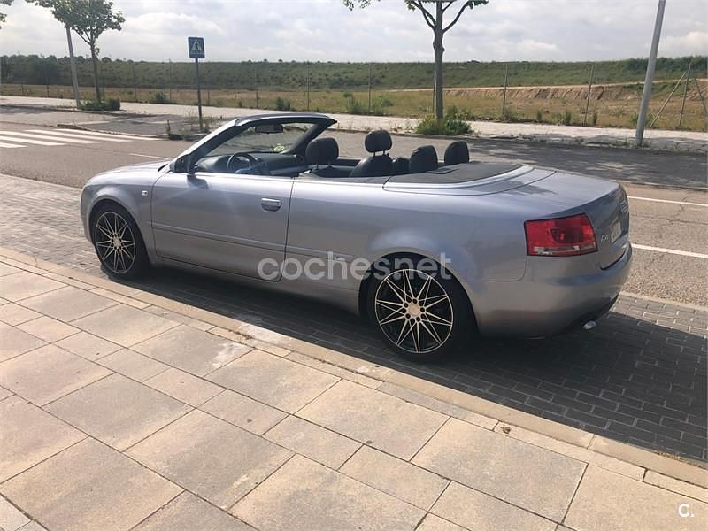 Gris / plata Usado 2008 Audi A4 Cabriolet Descapotable | 6990 € - Imagen 1/4