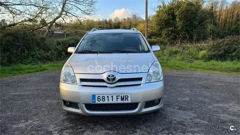 Usado Toyota Corolla Verso Sport 177 CV (130 kW) 2007 Gris / plata Monovolumen