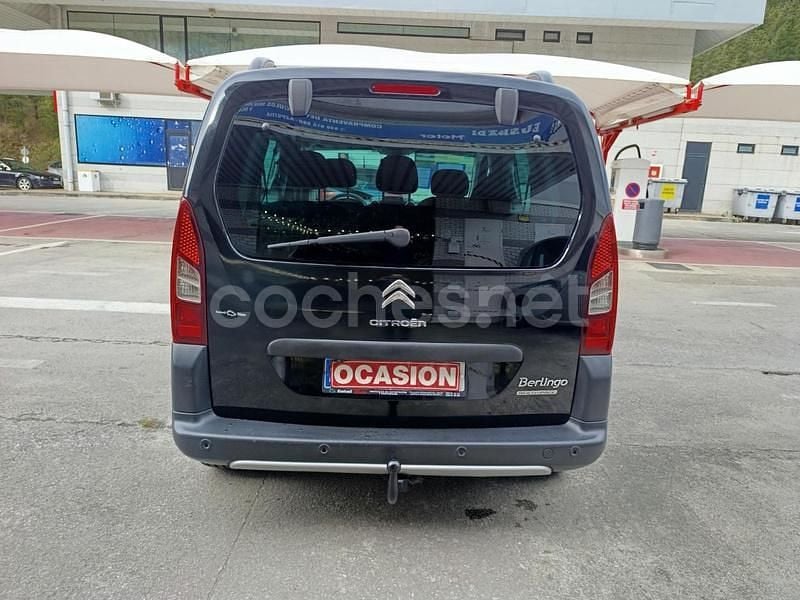 Usado Citroën Berlingo Feel 130 CV (95 kW) 2018 Negro Monovolumen