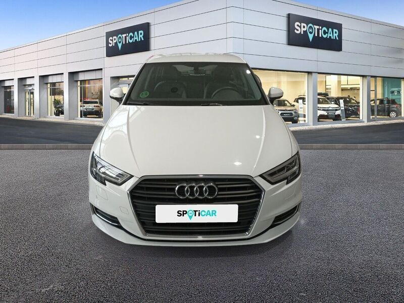 Blanco Usado 2018 Audi A3 | 24.500 € (Un poco caro) - Imagen 1/4