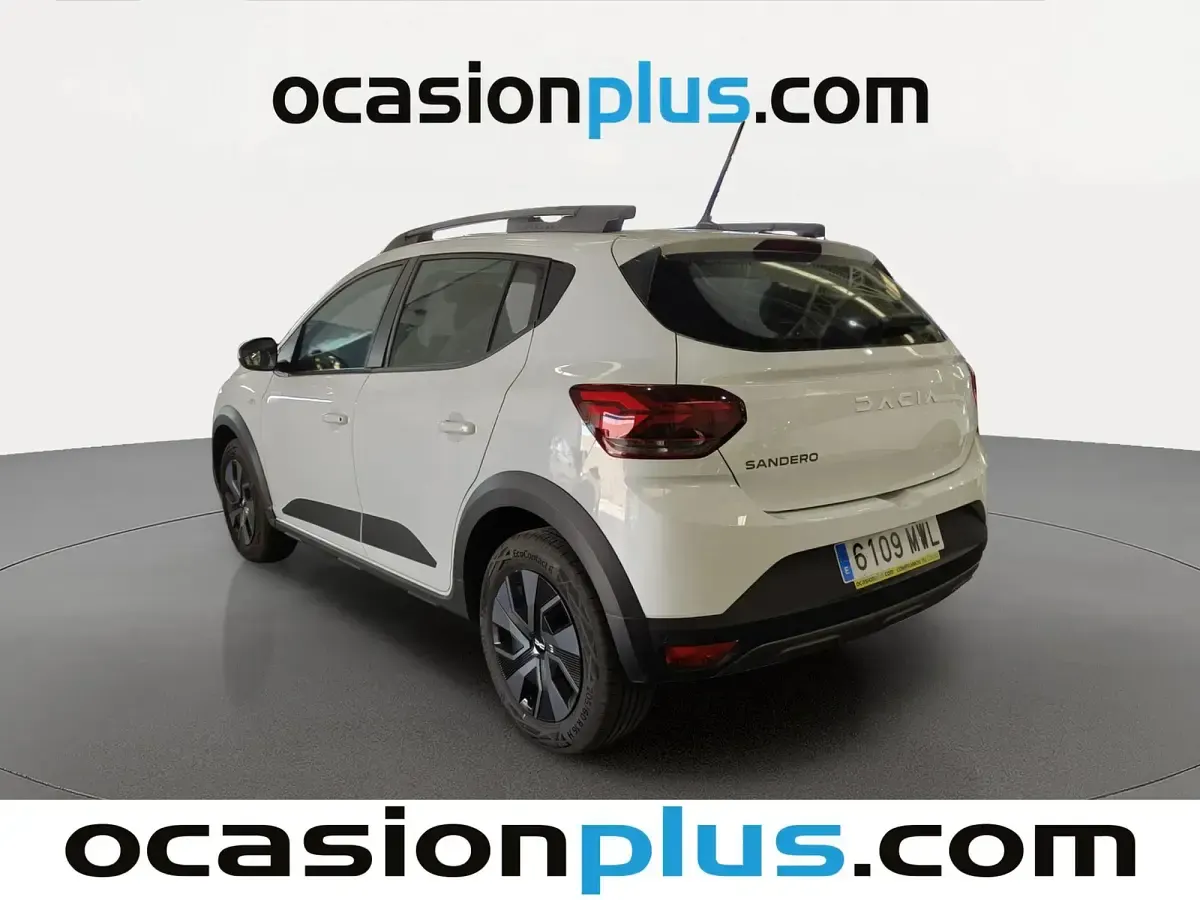 Usado Dacia Sandero Expression 91 CV (66 kW) 2024 Blanco Utilitario