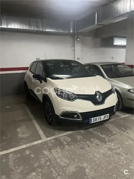 Usado Renault Captur Zen 90 CV (66 kW) 2016 Blanco SUV