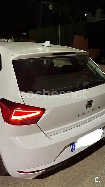 Usado Seat Ibiza Reference 95 CV (69 kW) 2017 Blanco Berlina
