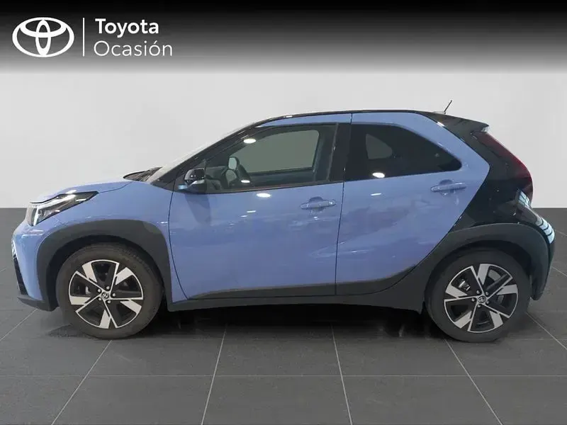 Nuevo Toyota Aygo X 116 CV (85 kW) 2026 Azul SUV