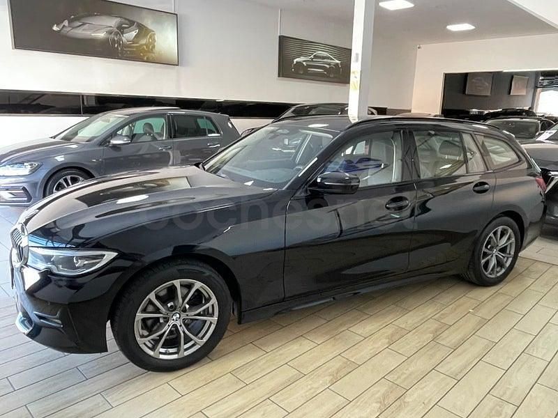 Usado BMW 320 Sport Line 190 CV (139 kW) 2020 Negro Familiar