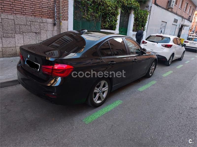 Usado BMW 318 Gran Turismo 143 CV (105 kW) 2016 Negro Berlina