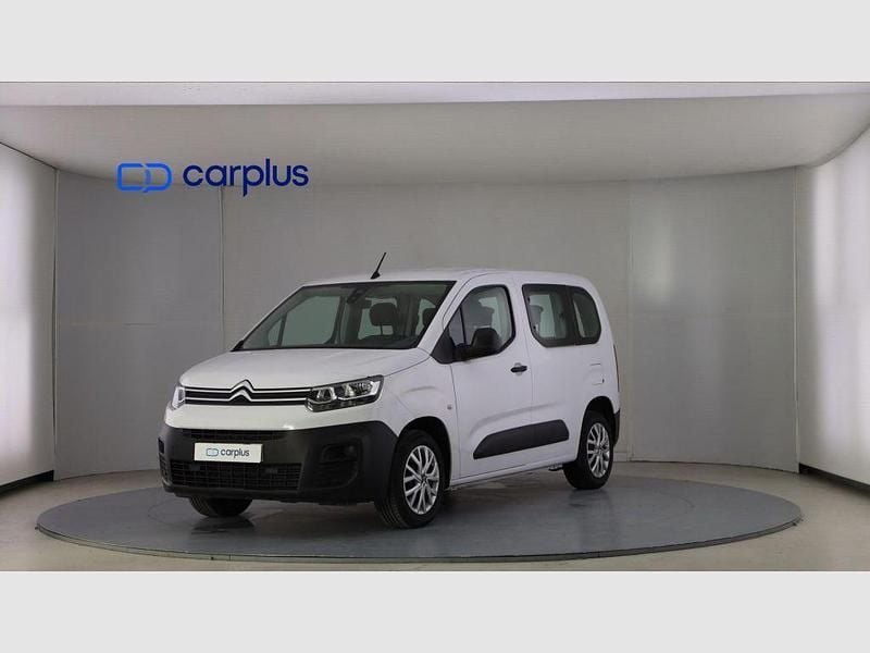 Usado Citroën Berlingo Live 102 CV (75 kW) 2022 Blanco banquise sólido Monovolumen