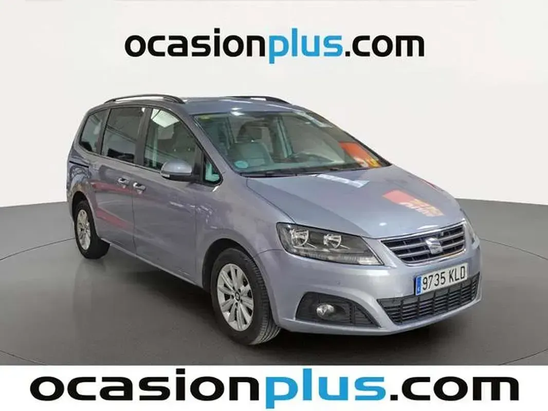Usado Seat Alhambra Reference 150 CV (110 kW) 2018 Plateado Monovolumen