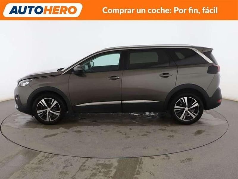 Usado Peugeot 5008 Allure 131 CV (96 kW) 2020 Gris SUV