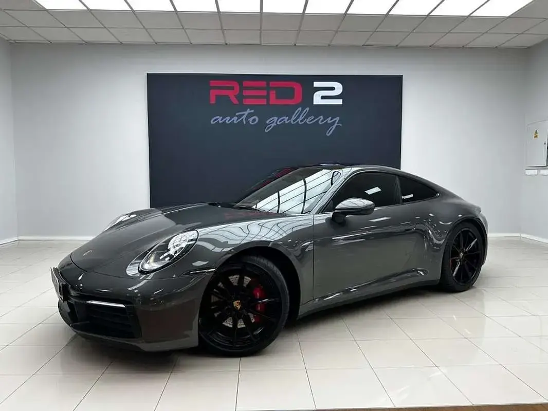 Usado Porsche 911 Carrera 449 CV (330 kW) 2021 Verde Coupe