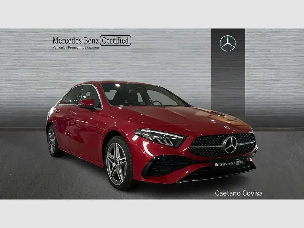 Nuevo Mercedes A250 218 CV (160 kW) 2025 Rojo Berlina