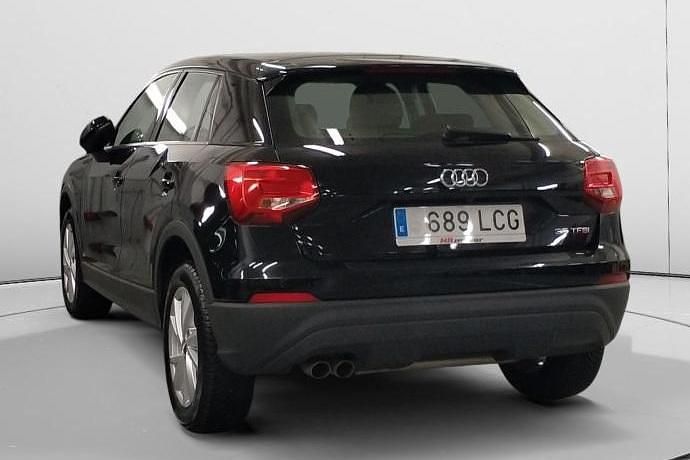 Usado Audi Q2 Advanced 150 CV (110 kW) 2019 Negro SUV