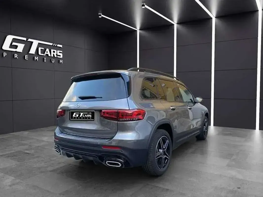 Usado Mercedes GLB200 AMG 150 CV (110 kW) 2022 Gris SUV