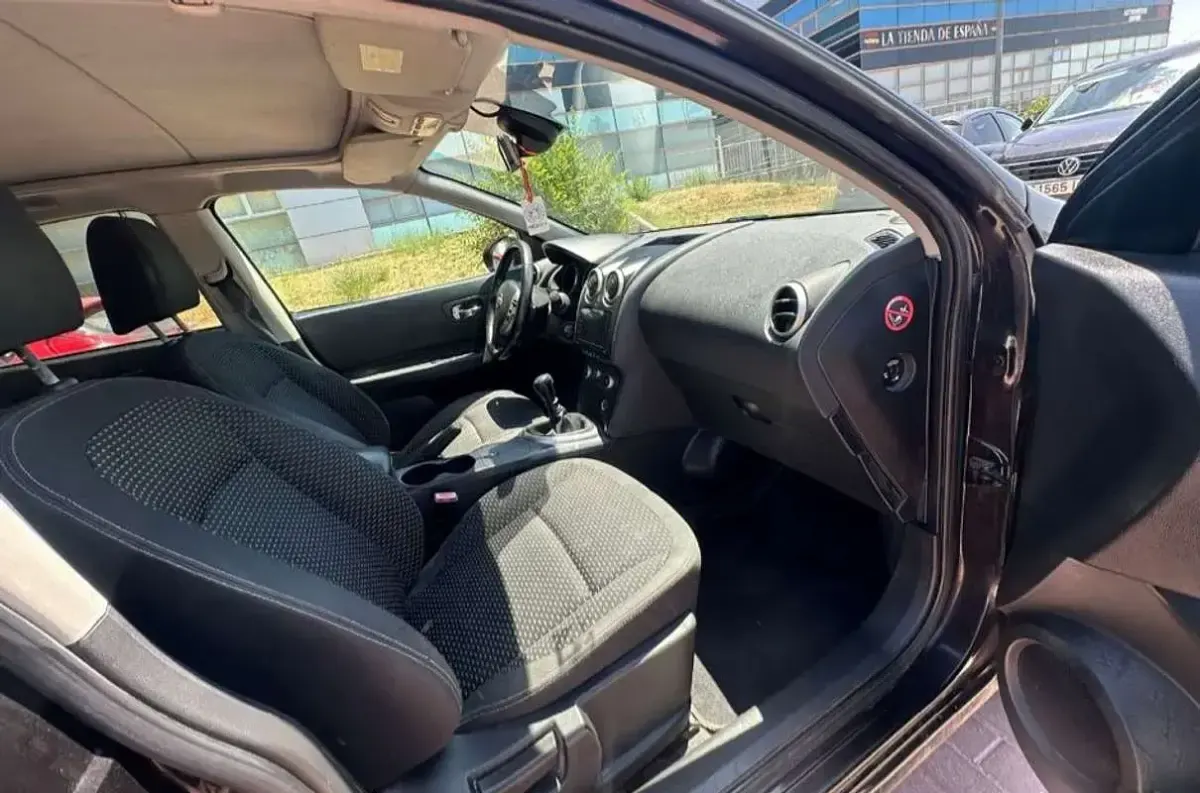 Usado Nissan Qashqai Premium Edition 150 CV (110 kW) 2010 Burdeos SUV