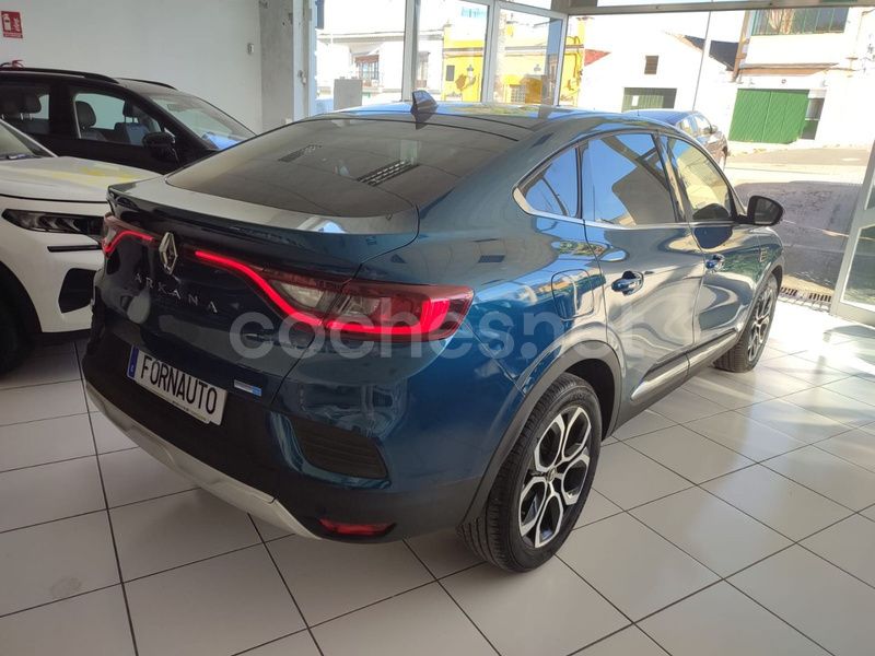 Usado Renault Arkana Zen 145 CV (106 kW) 2021 Verde SUV