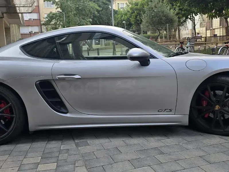 Usado Porsche 718 Cayman GTS 365 CV (268 kW) 2019 Gris / plata Coupe