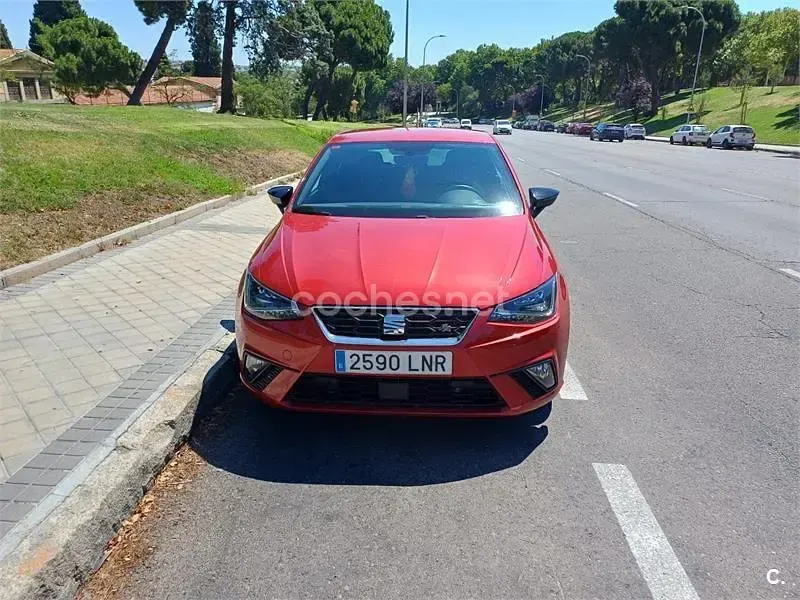 Usado Seat Ibiza FR 110 CV (80 kW) 2021 Rojo Utilitario
