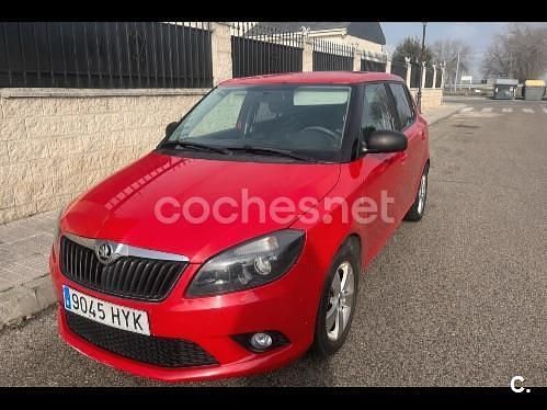 Rojo Usado 2014 Skoda Fabia Sport Berlina | 4800 € (Super precio) - Imagen 1/4