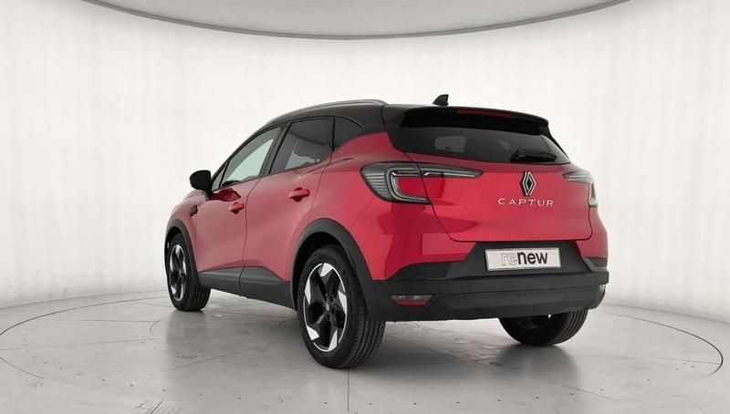 Begagnad Renault Captur Techno 101 HK (74 kW) 2025 Röd SUV