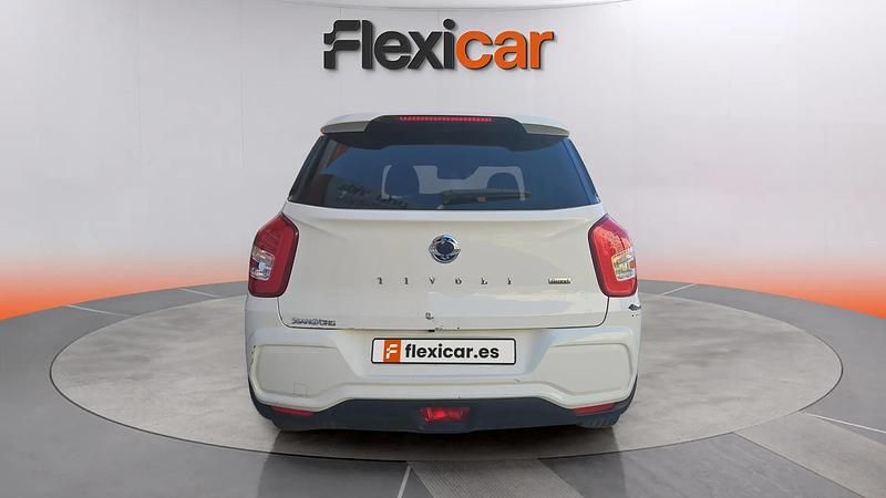 Usado Ssangyong (KGM) Tivoli 163 CV (119 kW) 2023 Blanco SUV