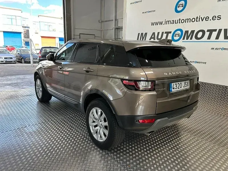 Usado Land Rover Range Rover evoque HSE Dynamic 180 CV (132 kW) 2016 Beige SUV