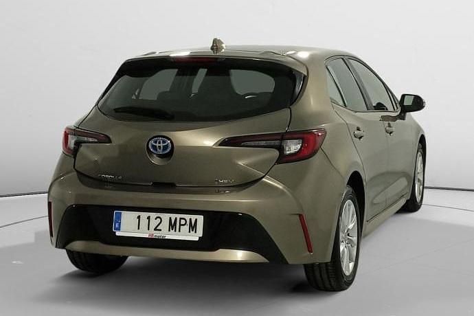 Usado Toyota Corolla Hybrid Active 140 CV (102 kW) 2024