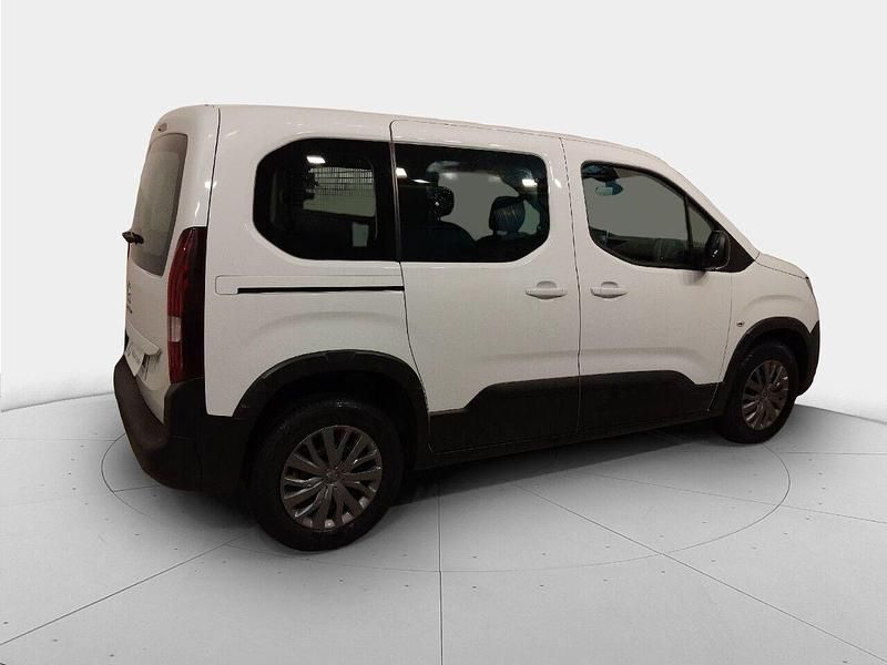 Usado Peugeot Rifter Business-Line 100 CV (73 kW) 2023 Blanco Monovolumen