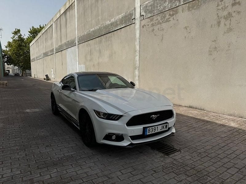 Usado Ford Mustang Fastback 314 CV (230 kW) 2017 Blanco Coupe