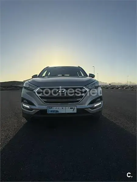 Usado Hyundai Tucson 115 CV (84 kW) 2016 Beige SUV