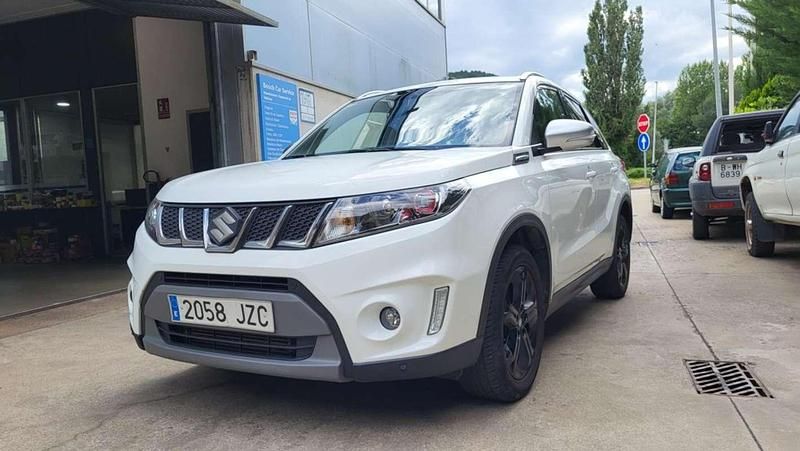 Blanco Usado 2017 Suzuki Vitara SUV | 16.500 € (Precio justo) - Imagen 1/4