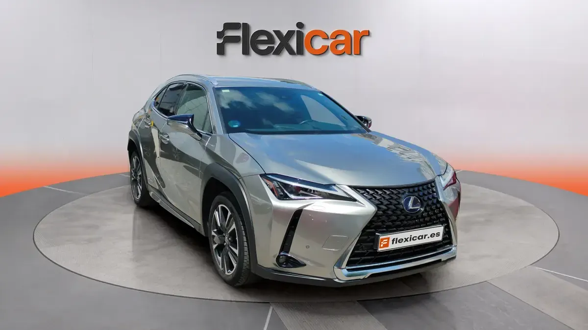 Usado Lexus UX Executive Line 184 CV (135 kW) 2019 SUV