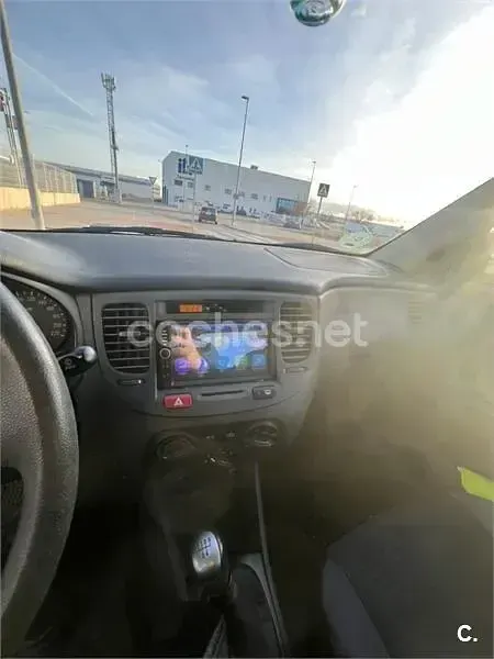 Usado Kia Rio Active 94 CV (69 kW) 2008 Negro Berlina