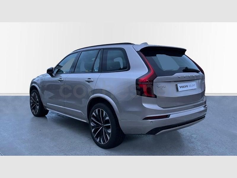 Usado Volvo XC90 Plus 455 CV (334 kW) 2025 Gris / plata SUV