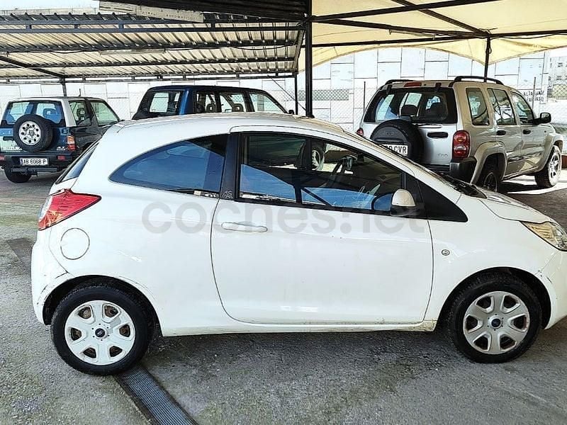 Usado Ford Ka ST 69 CV (50 kW) 2016 Blanco Berlina