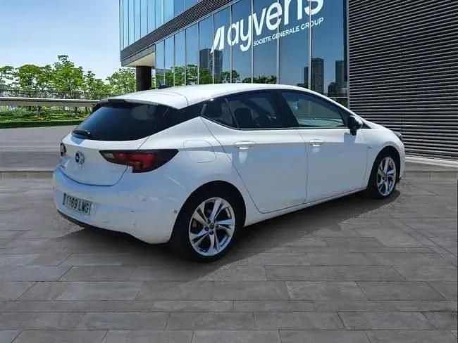 Usado Opel Astra GS Line 105 HP (77 kW) 2021 Branco Sedan