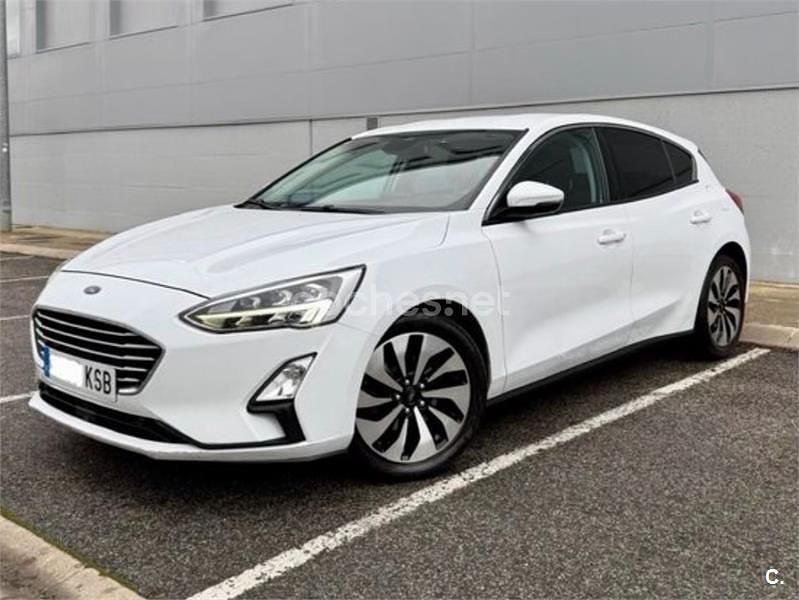 Używany Ford Focus Trend 125 KM (91 kW) 2018 Biały Sedan/Limuzyna