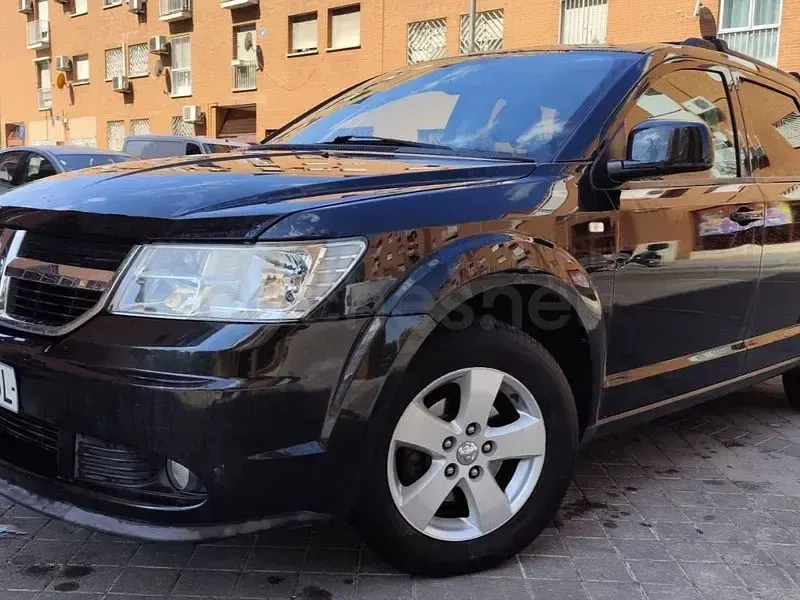 Usado Dodge Journey SE 140 CV (102 kW) 2010 Negro SUV