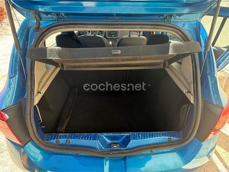 Usado Dacia Sandero Stepway 90 CV (66 kW) 2016 Azul Berlina