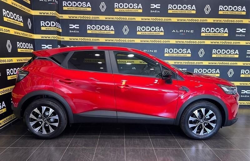 Nuevo Renault Captur Evolution 160 CV (117 kW) 2025 Rojo SUV