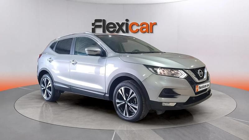 Usado Nissan Qashqai Acenta 140 CV (102 kW) 2019 Gris SUV