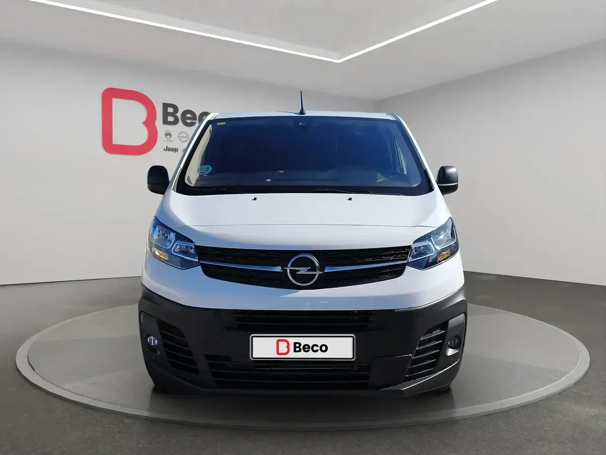 Usado Opel Vivaro 102 CV (75 kW) 2022 Blanco Monovolumen