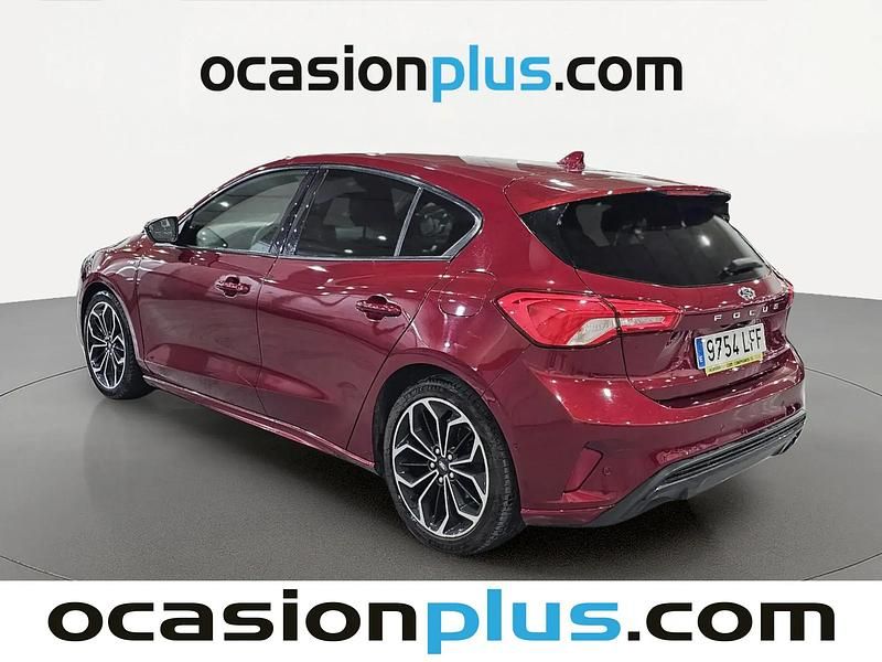 Usado Ford Focus ST-Line 120 CV (88 kW) 2020 Rojo Berlina