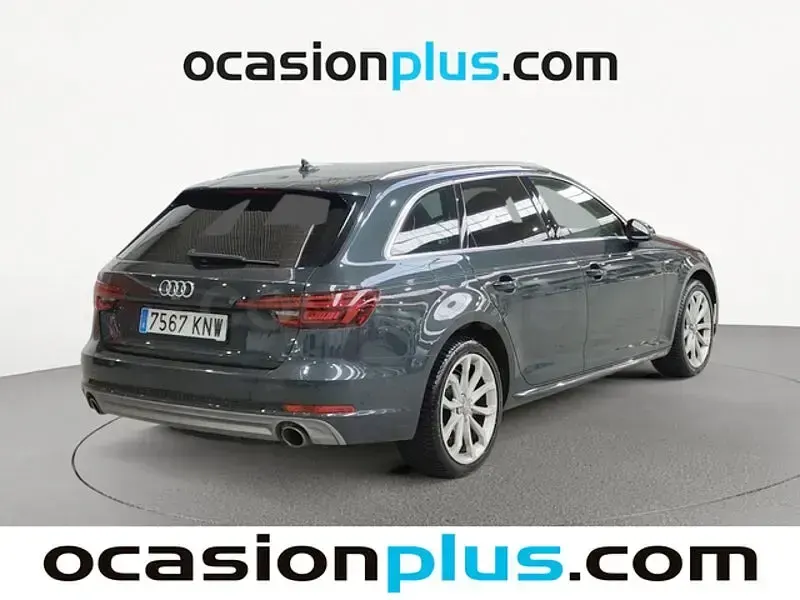 Usado Audi A4 S-Line 170 CV (125 kW) 2018 Gris / plata Familiar