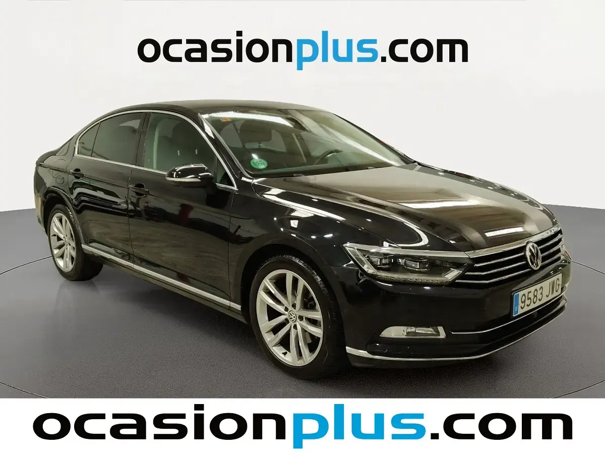 Usado VW Passat Sportline 150 CV (110 kW) 2017 Negro Berlina