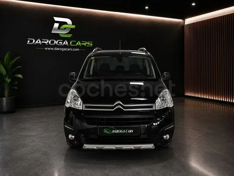 Usado Citroën Berlingo Shine 100 CV (73 kW) 2018 Negro Monovolumen