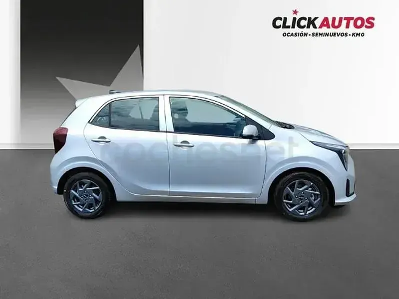 Usado Kia Picanto 63 CV (46 kW) 2025 Gris / plata Utilitario