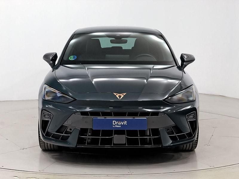 Usado Cupra Leon 150 CV (110 kW) 2024 Azul Berlina