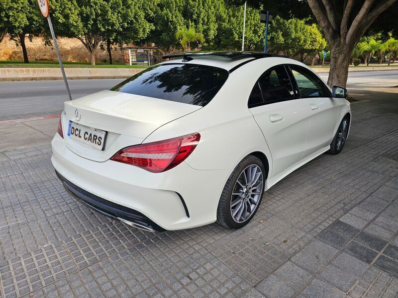 Blanco Usado 2018 Mercedes CLA200 Berlina | 27.990 € (Un poco caro) - Imagen 1/4