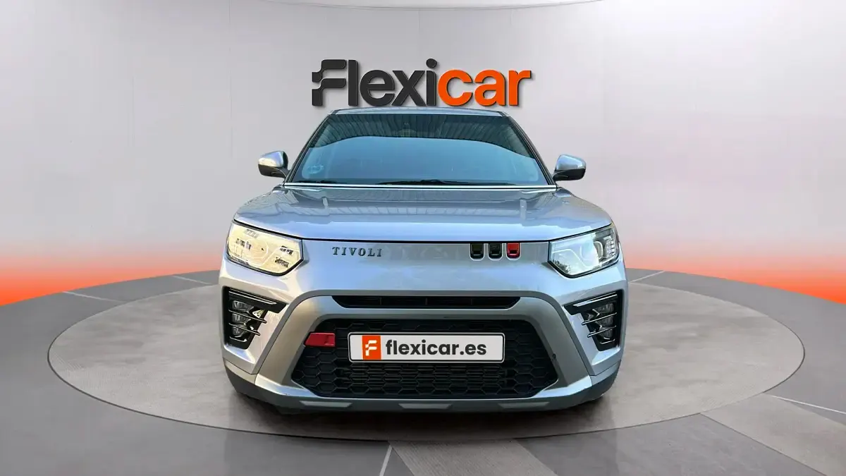 Usado SsangYong Tivoli 135 CV (99 kW) 2024 Gris SUV